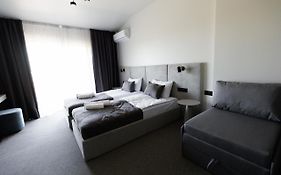 Villa Grey Hotel